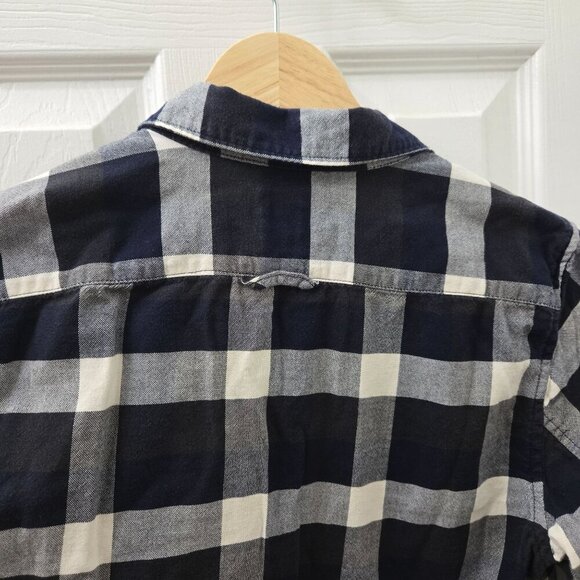 Gap Boyfriend Fit Button up Shirt Womens XS Blue White Plaid Classic Cotton - Picture 4 of 7